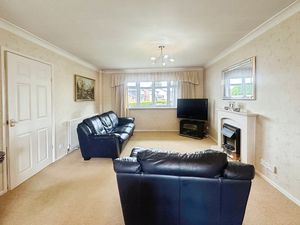 Living Room - click for photo gallery